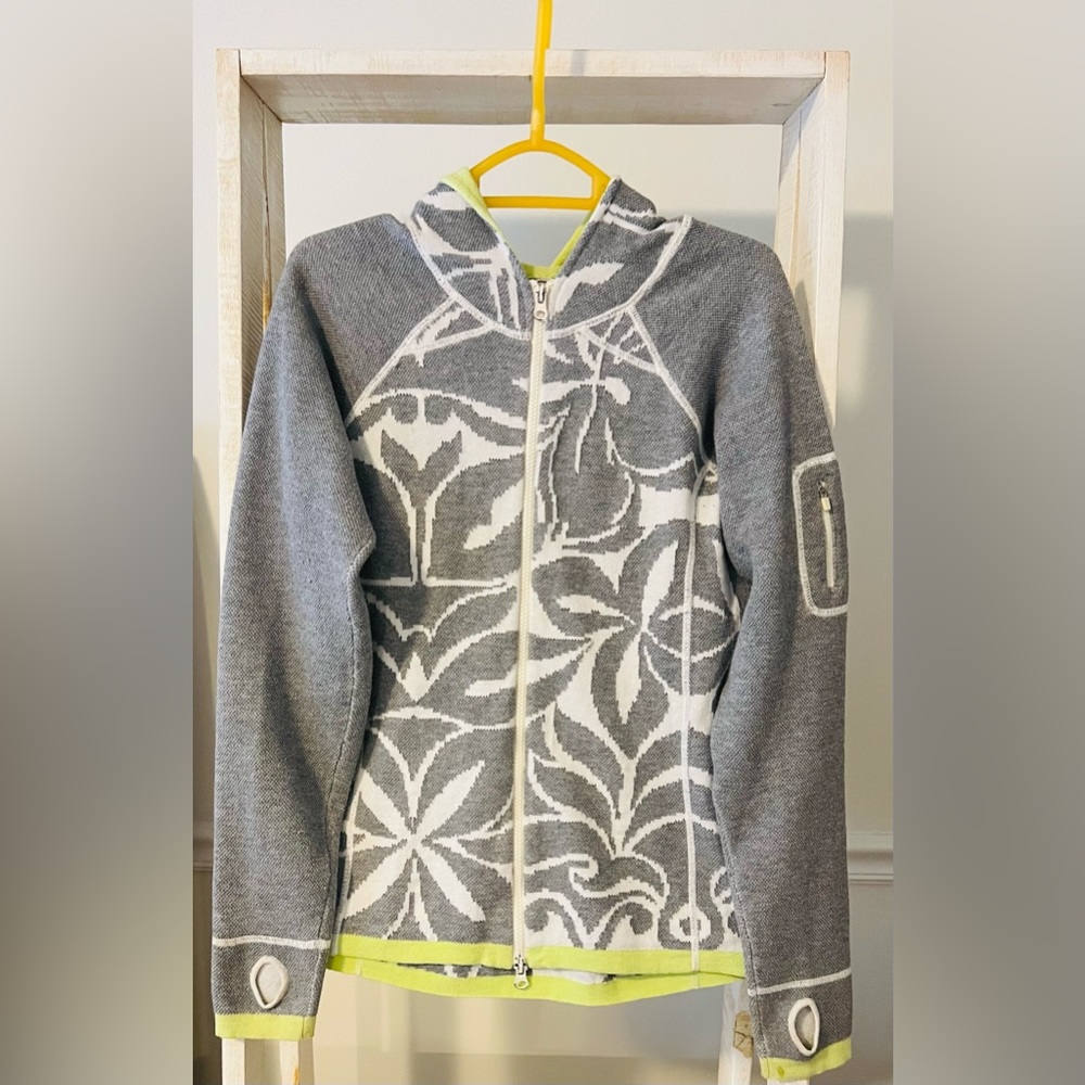 Title Nine Floral Zip Up Hoodie (size m)